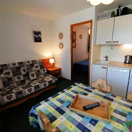 Apartment Le Chanteloup - Deux Pieces + Agreable Dans Pied Mae-5104 La Plagne